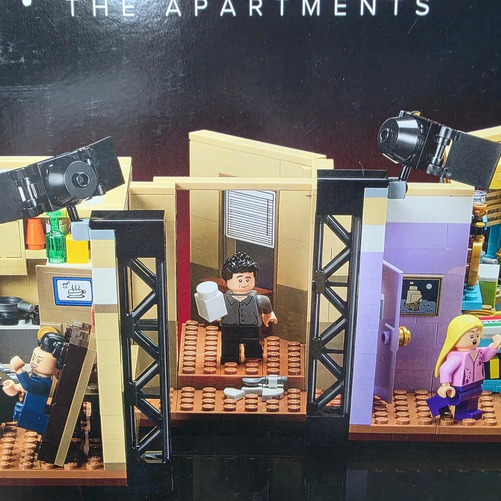LEGO "Friends" The Apartments 10292 Set NEW Sealed 2048 Pcs - Picture 3 of 14